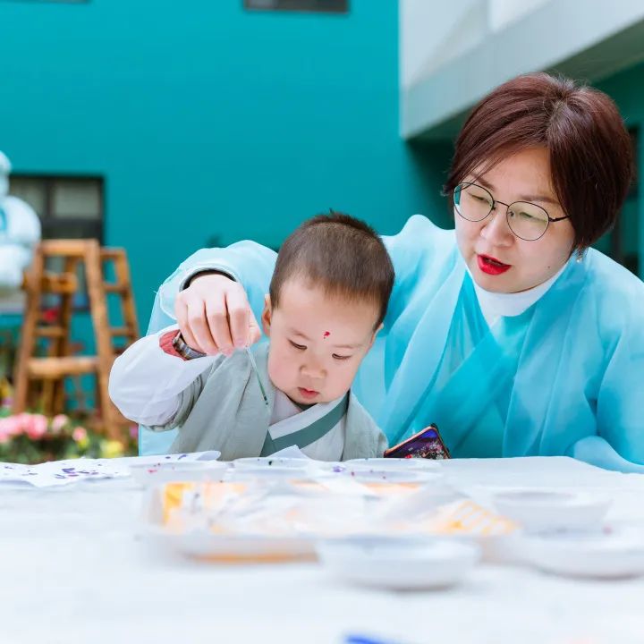 汉服体验、美食大赏、亲近野生动物……这样的春日活动真让人羡慕