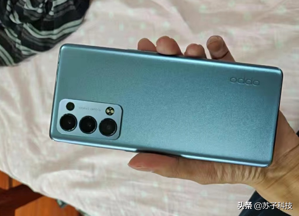 上市价4499元，跌至2699元，OPPO高端旗舰，网友直呼利润太高了