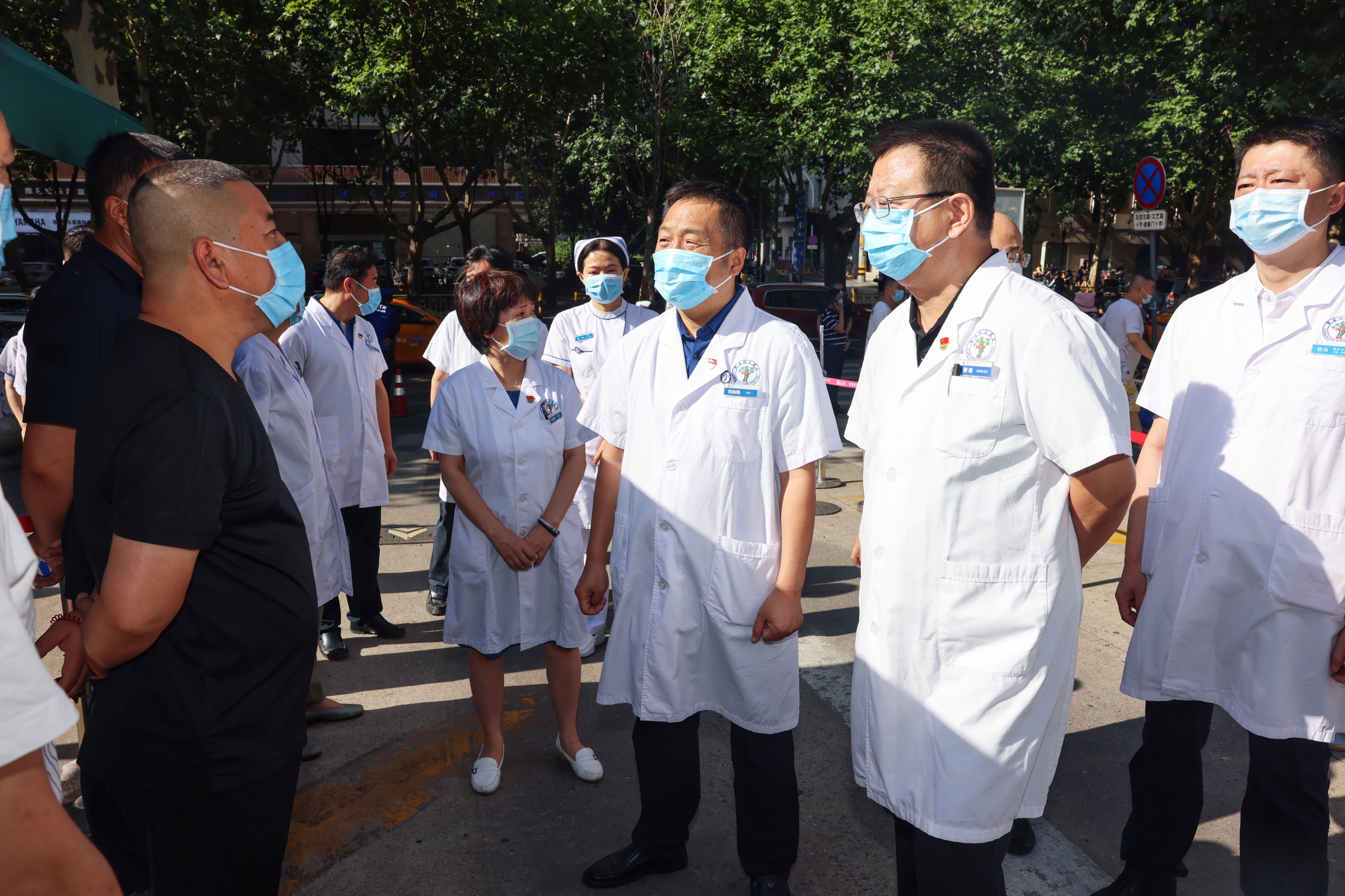 防控不松懈 筑牢疫情防线 西安市红会医院开展院内疫情防控检查