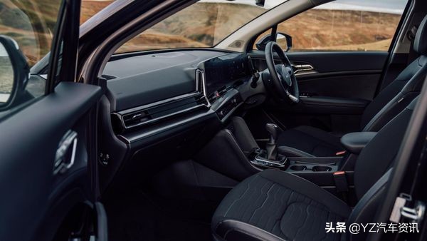 2022款起亚狮跑SUV