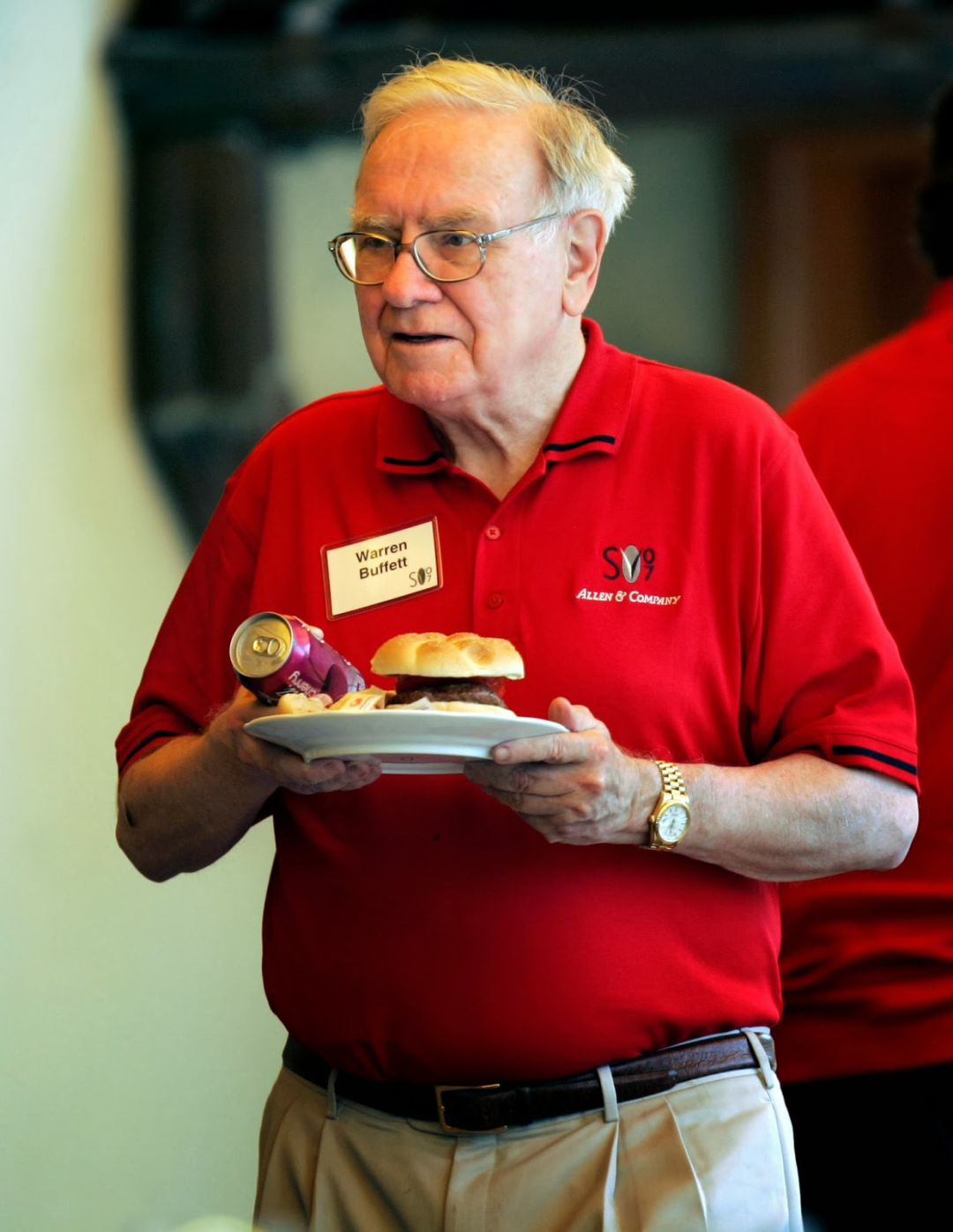 马斯克冷白皮大肚腩辣眼睛！嘲比尔盖茨身材不好的他，原来是垫底