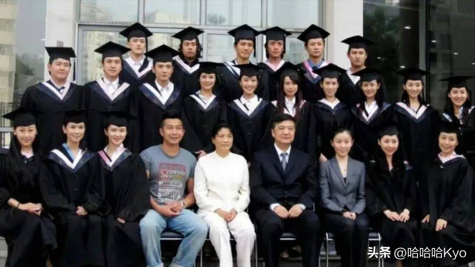 揭秘：同班同学中成名最早的如今最惨！