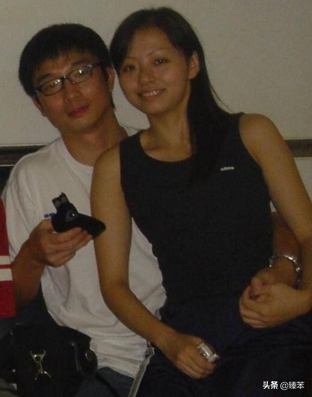 张靓颖和冯轲离婚4年，境遇大不同，一人风光无限，一人落寞失意