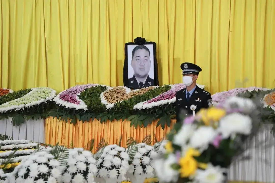 【致敬公安英雄】贾长全:倾尽一生光热 书写忠诚答卷