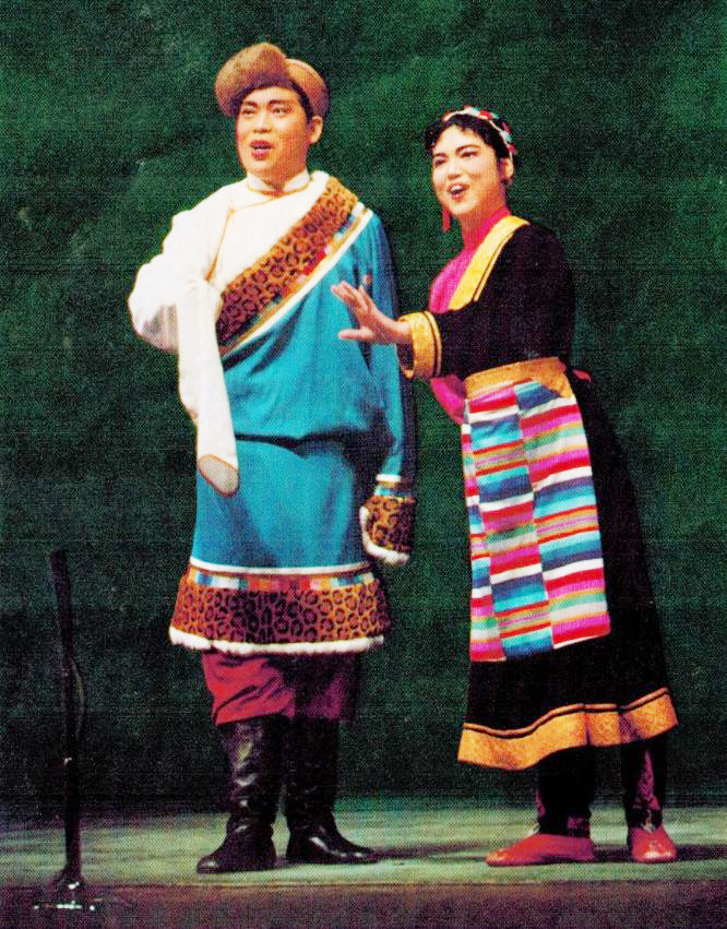 传奇歌唱家王洁实：感恩谢莉斯，与平凡女工妻子相爱一生