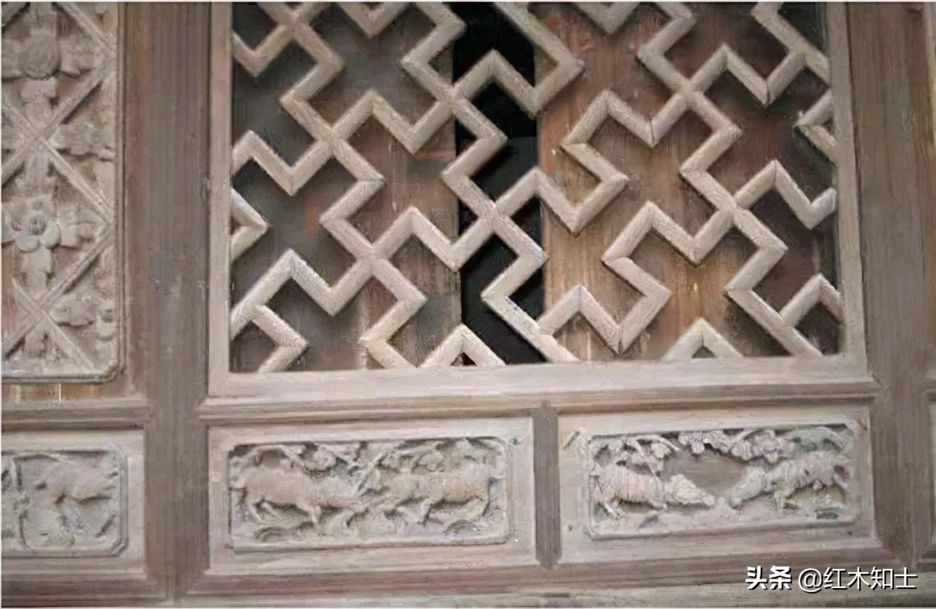中式家具的美不仅美在其形，更美在其寓意丰富的精湛雕花