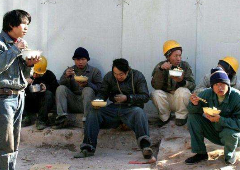 高考状元黎力：22岁因抢银行被判10年，出狱后又考入了重点大学