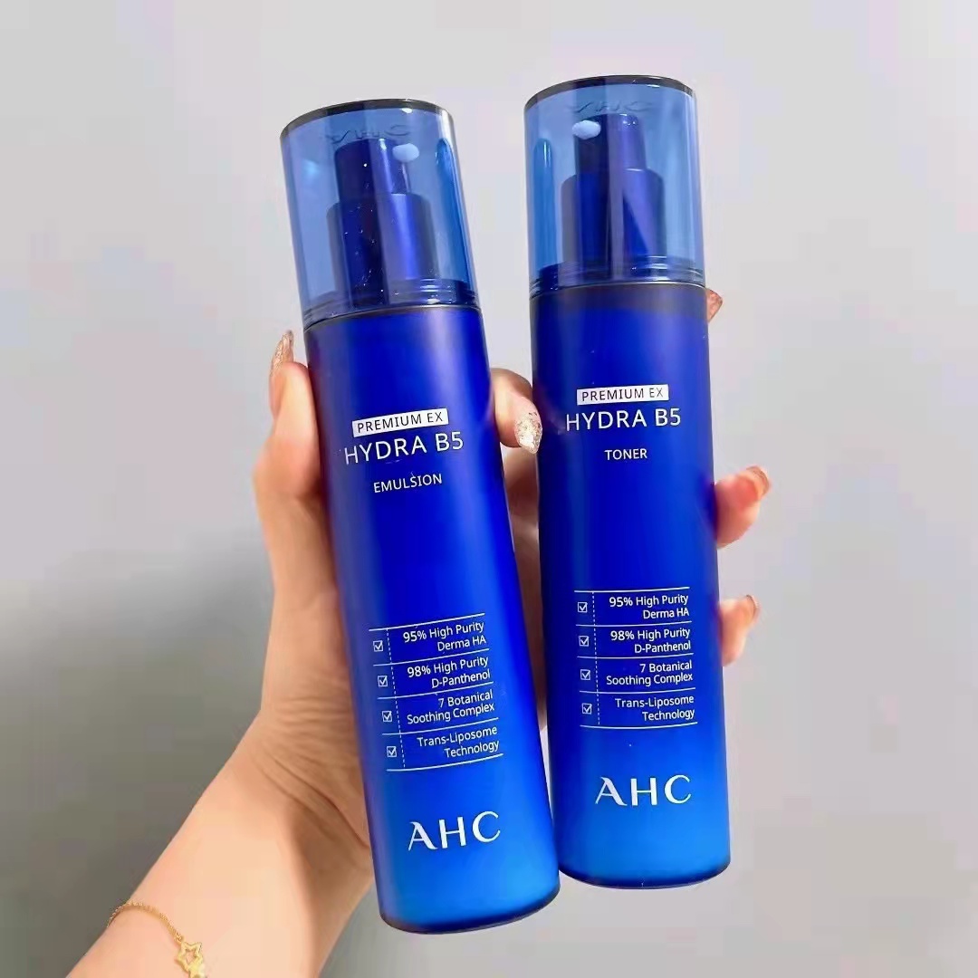 水乳不一定贵的才好用：AHC补水，雪花秀越来越便宜，你在用哪个