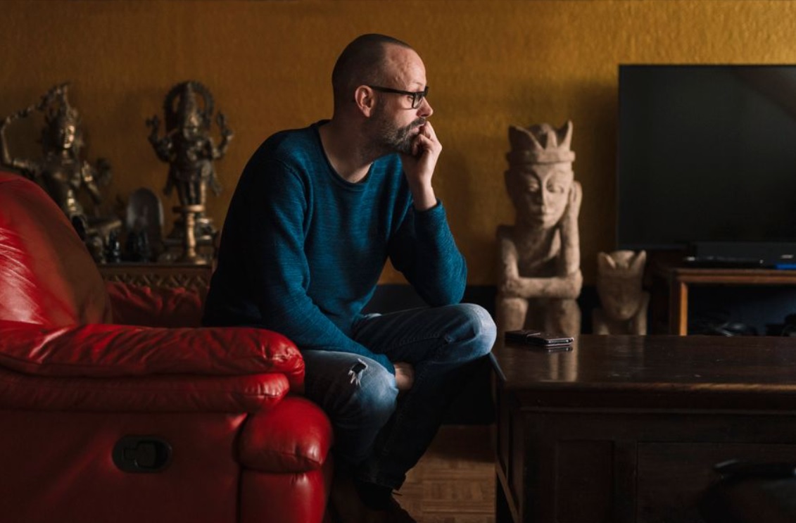 2009年,一个温暖的夏天,马塞尔·杰宁加(marcel jeninga)的生活永远