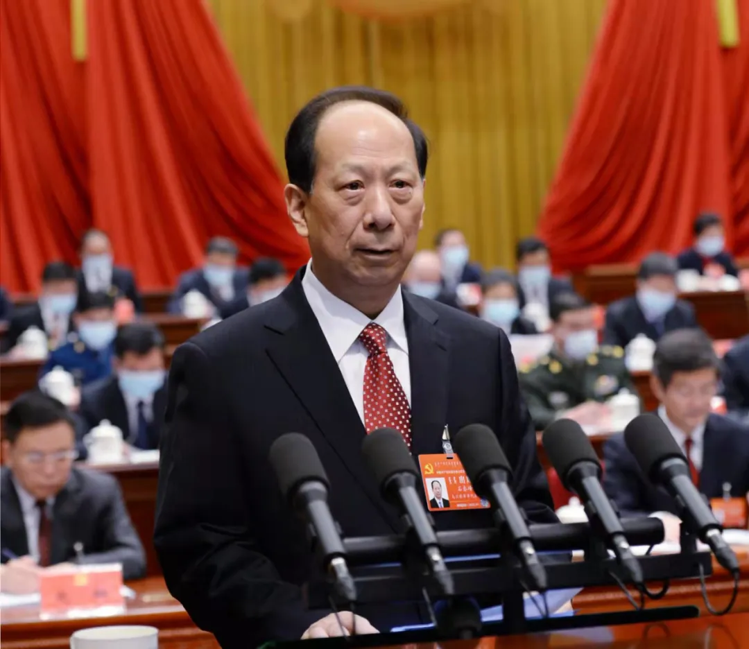 收藏！石泰峰在中国共产党内蒙古自治区第十一次代表大会上的报告