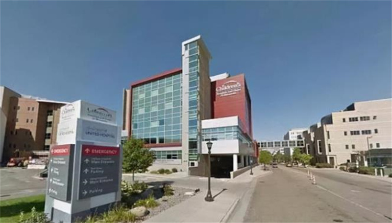 涉外家政之痛：58岁保姆被骗到美国当女奴，被迫学狗爬、吃头发