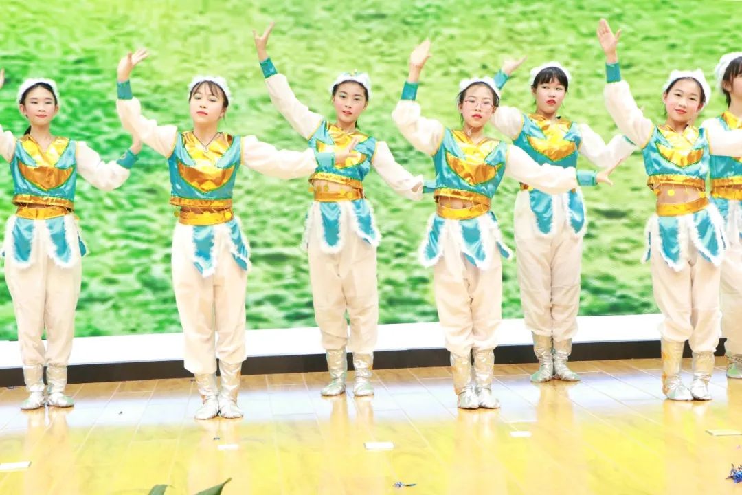 彭镇小学第十四届校园艺术节节目海选暨文艺展演活动如火如荼进行