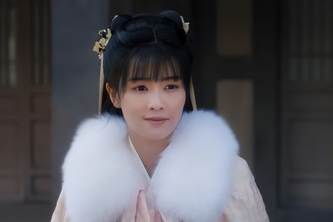 同样是“厚刘海”，把杨紫胡冰卿和杨幂放在一起，差别不止一点