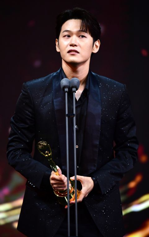 首届青龙系列大奖完整获奖名单！李政宰&金高银成视帝视后