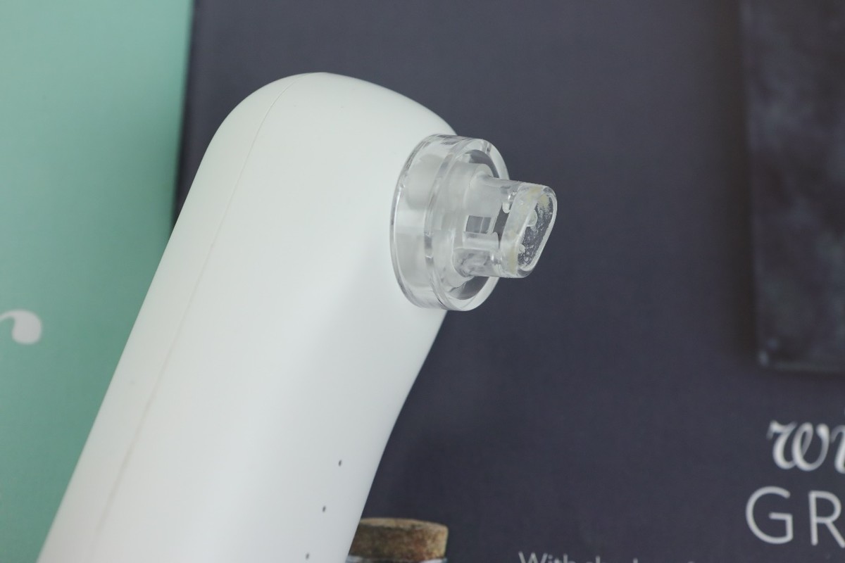 粗大毛孔和黑头的克星-inFace小气泡黑头仪