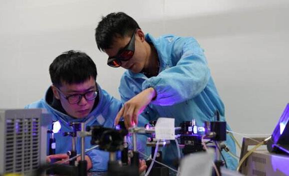 2022校友会中国大学榜单出炉，前十名重新洗牌，吉林大学遗憾出局