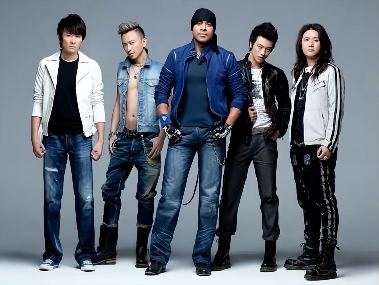 6个红遍全国的组合，黯然解散的背后，藏着多少不为人知的肮脏