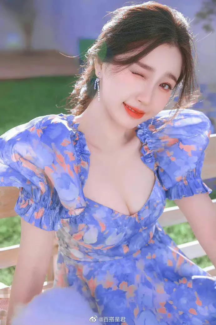 女明星的礼服造型让人心动