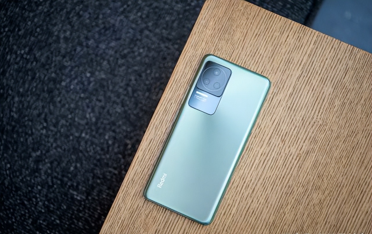 7月换手机优选这12款，性能强颜值高，价格还很良心