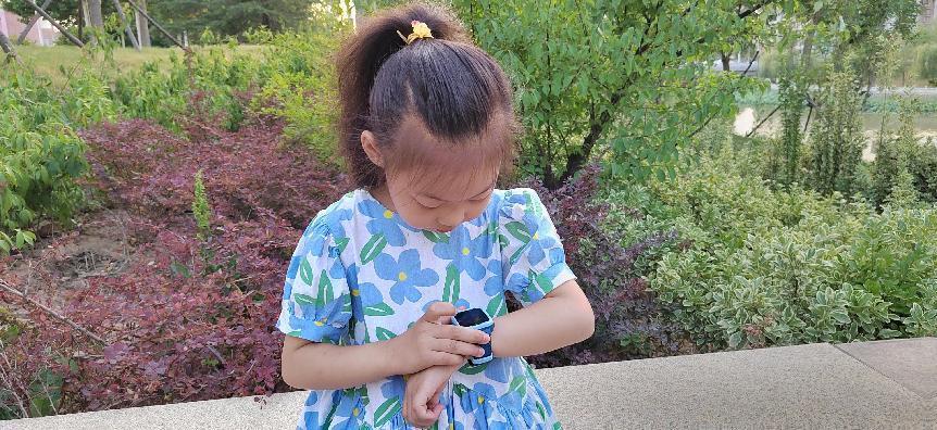 360儿童电话手表10X|呵护孩子健康快乐成长，助力孩子学习小帮手