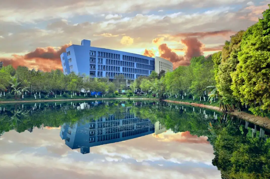 重庆本地一本、二本大学名单公布，以投档线为依据，真实可信