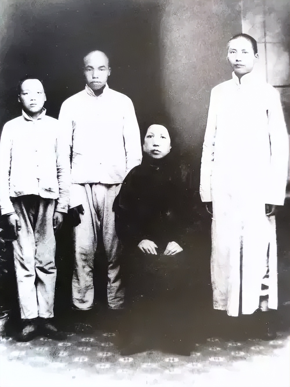 1915年张干校长恼羞成怒，提议开除毛泽东学籍，解放后他结局如何