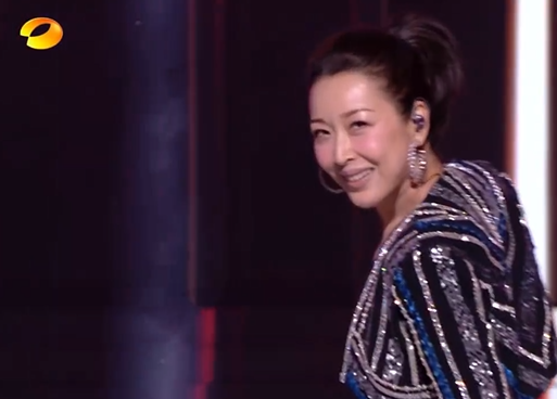 湖南小年夜春晚凭老将收视夺冠，孙悦复出，刘谦魔术贡献收视峰值