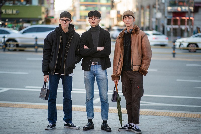 韓國男人的搭配方式太好看，普通的褲子，搭配效果又乾淨又大方 形象穿搭 第4張