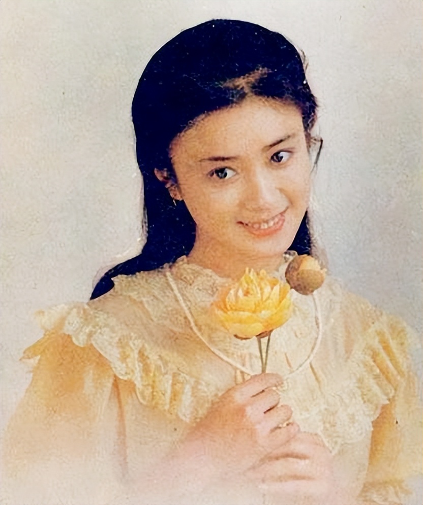 “最美妲己”傅艺伟的坠落史，人生没有后悔药