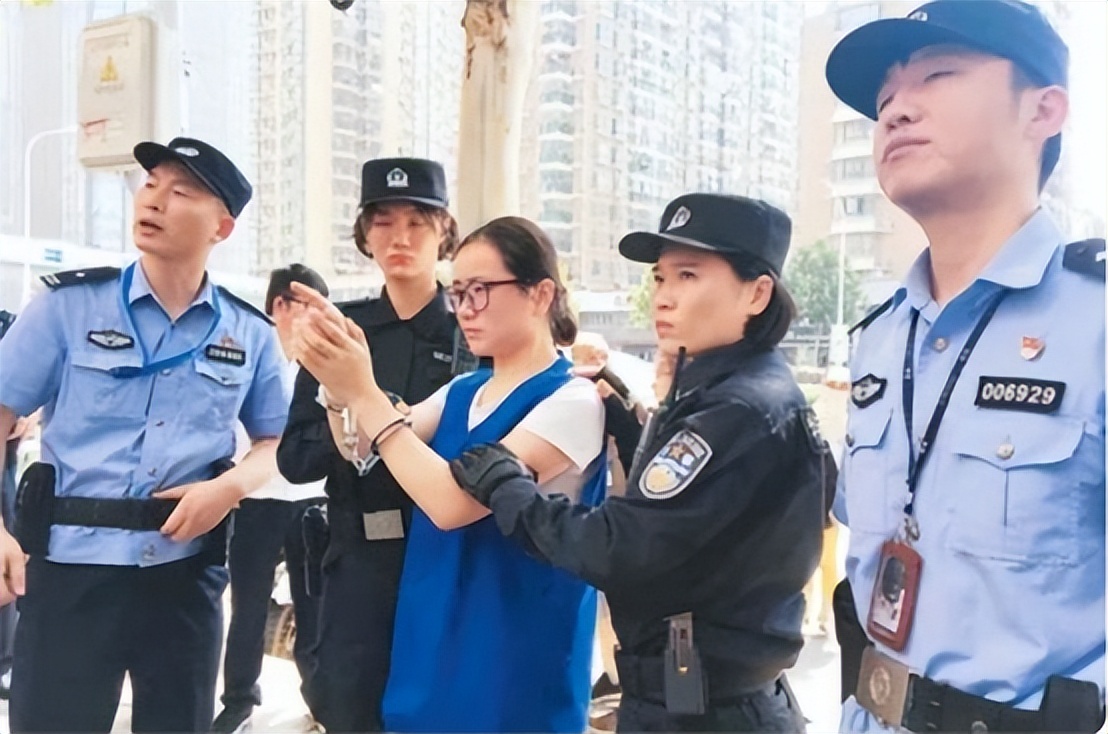 杨春燕:90后"黑老大",淑女外表暗藏毒辣,被捕时还在读硕士