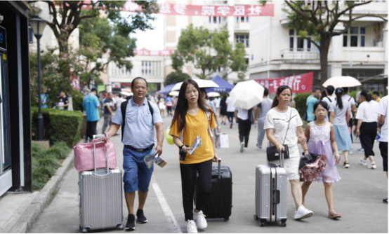 00后学生辞职信“走红”，理由一个比一个霸气，BOSS倒成了小弟