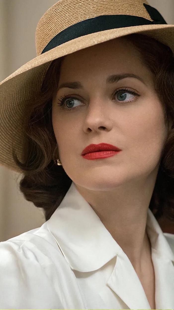 玛丽昂·歌迪亚 全球最美女性的玫瑰人生