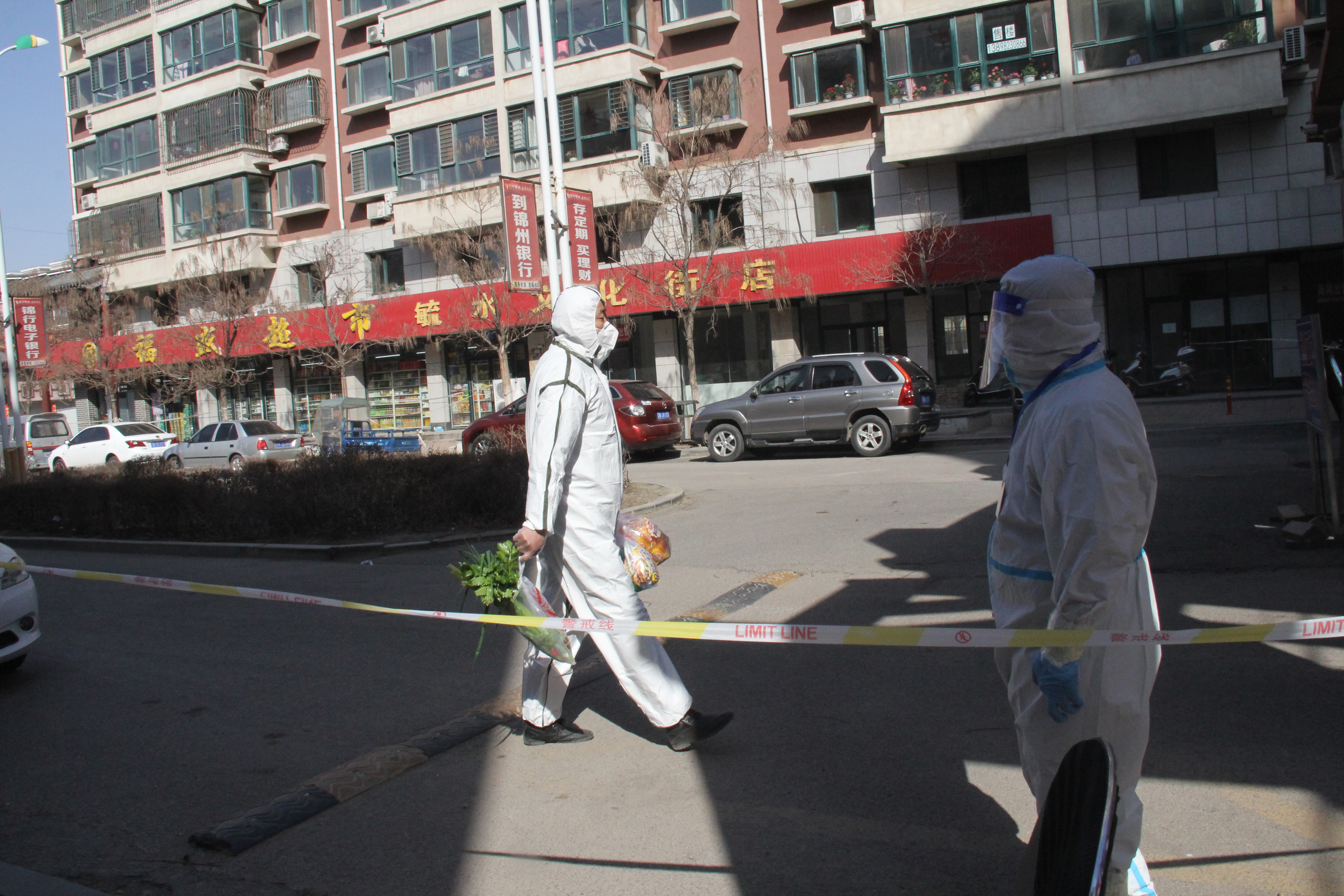 北票市毓水蓬莱二期封控区 全力做好疫情防控工作