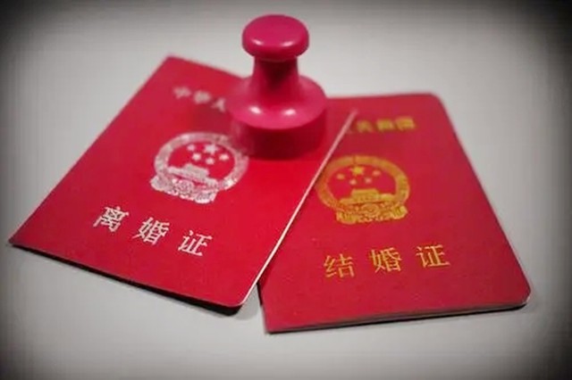 2005年，清华女博士因不想离婚而弑夫，事后与亡夫共住7天7夜