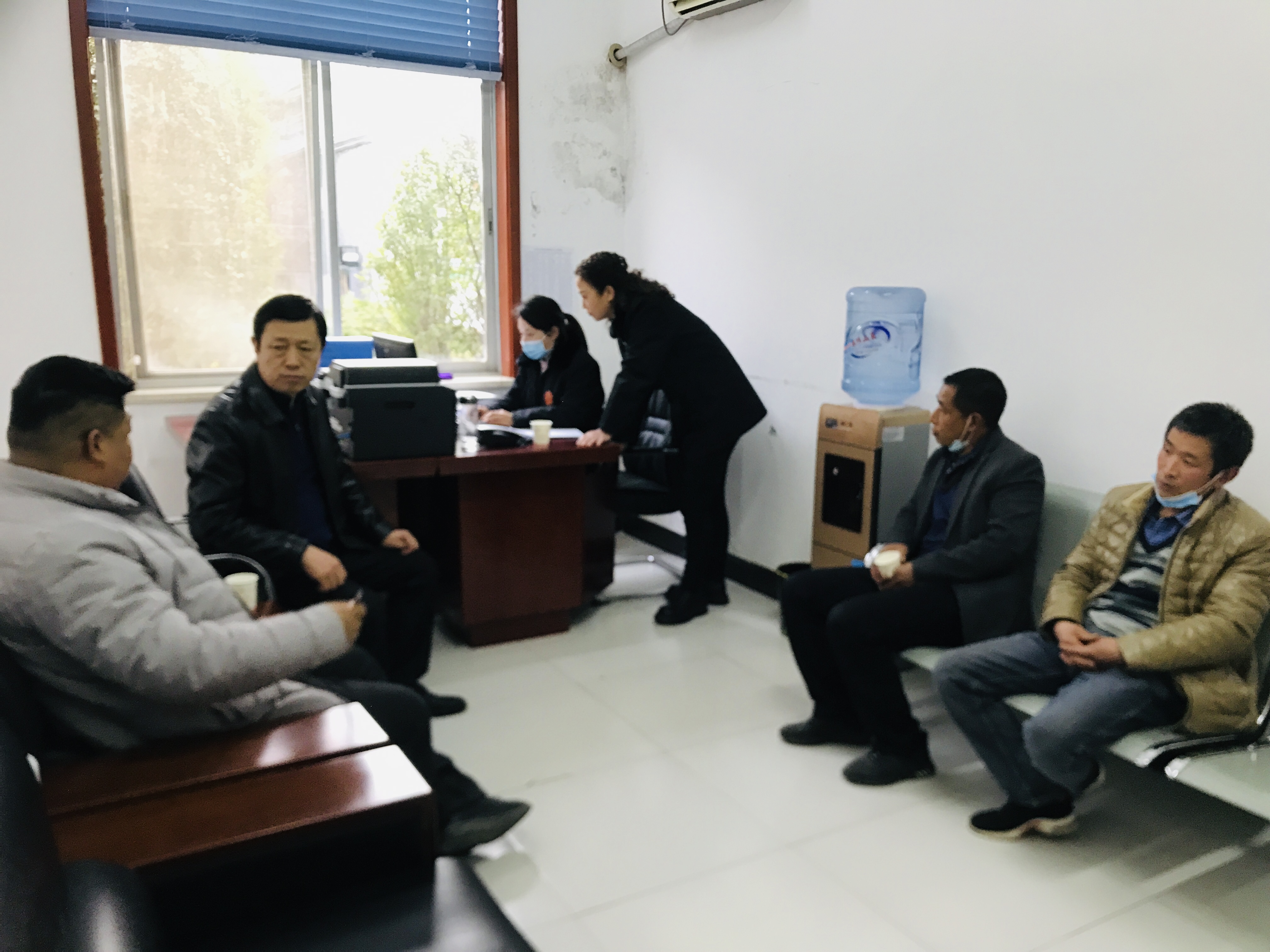 丹凤法院“一站式”办理农民工维权案件，助力春耕生产