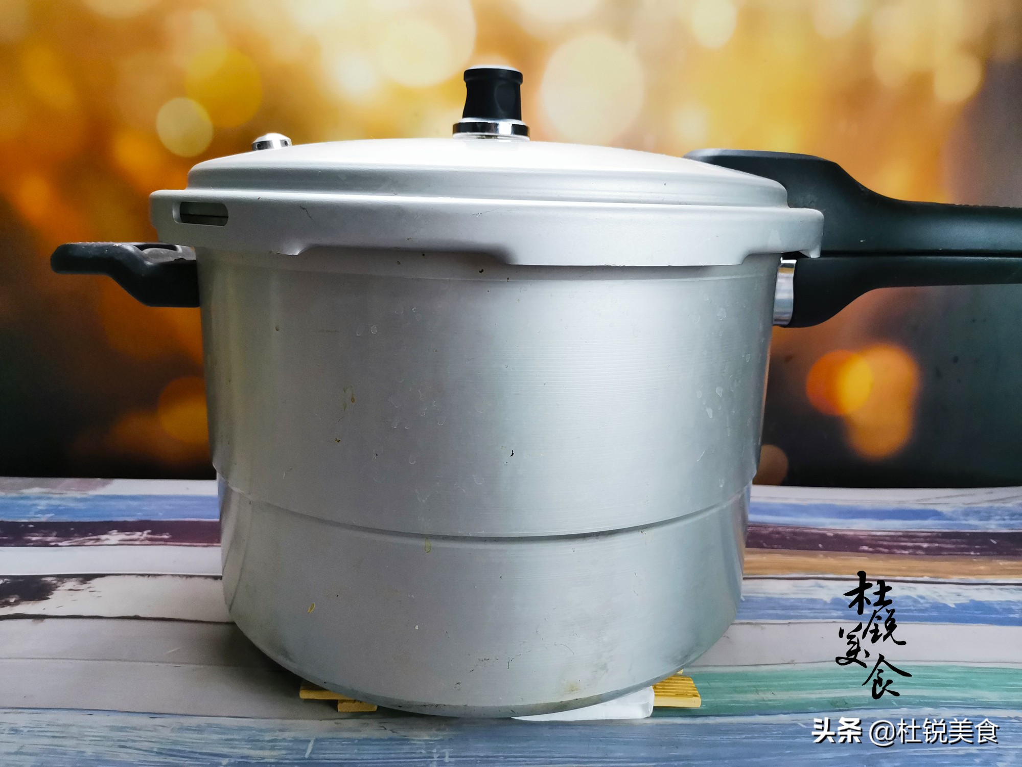 小年，每年都给家人做麻辣羊蝎子，家人身体棒，红红火火过小年
