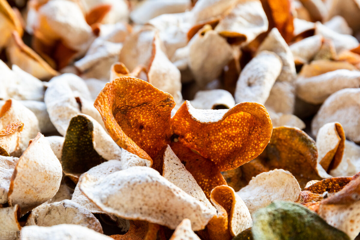 橘子皮不要扔了，蒸熟后再晒，不花一分钱，作用还很厉害，收藏了