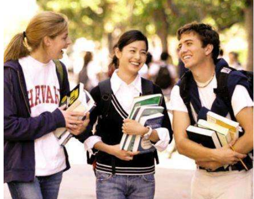 明星学生比较偏爱伯克利，在国内属于什么档次，是“野鸡大学”？