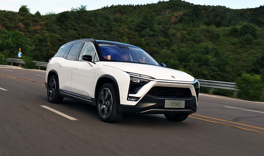 同为热门国产中大型SUV，蔚来ES8、岚图FREE和理想ONE，谁更香？