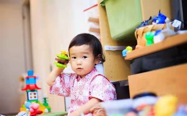 如何给孩子选有意义的新年礼物（新年给孩子买什么礼物）