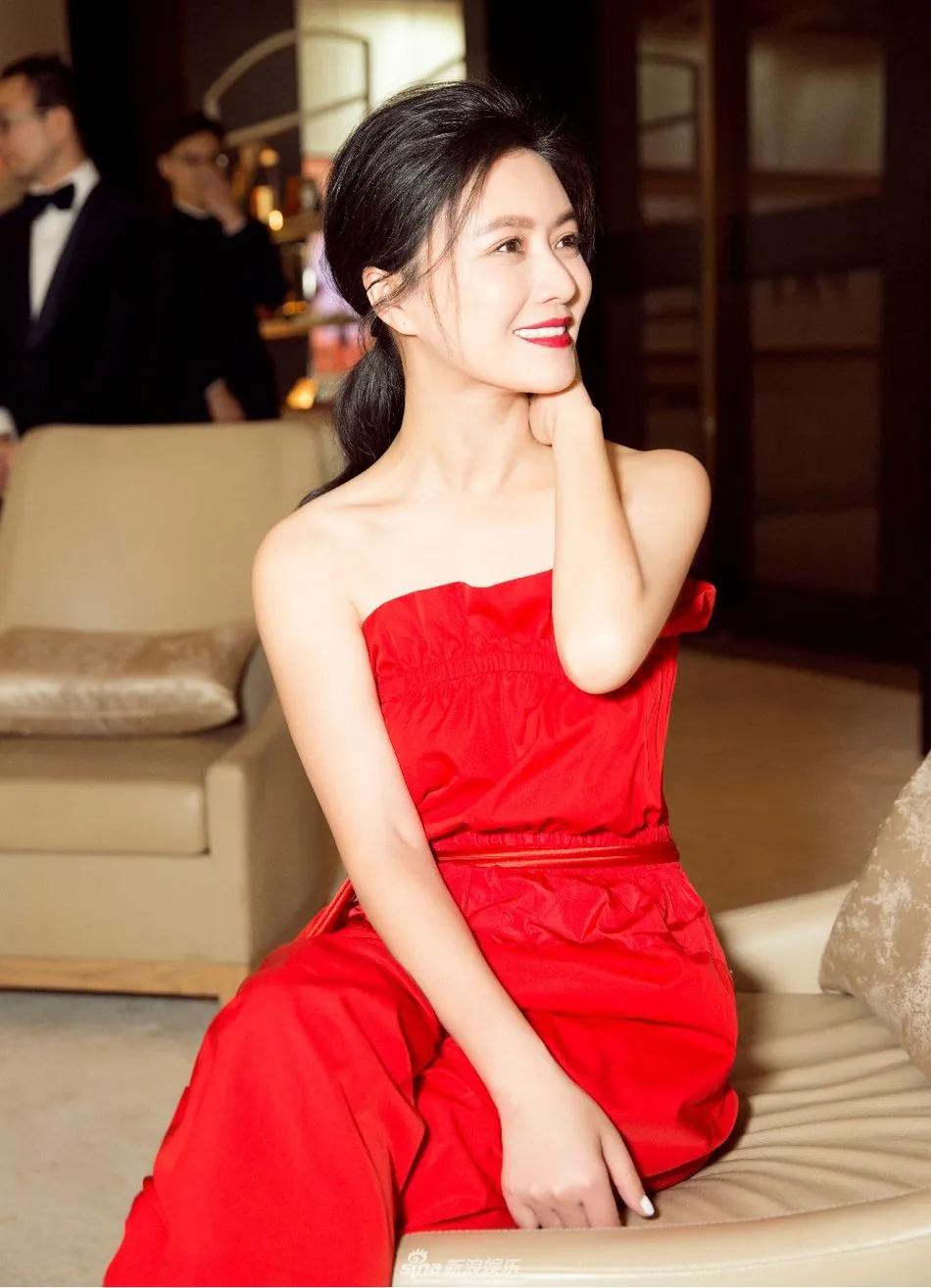 田海蓉：气质婉约，明艳动人，魅力四射