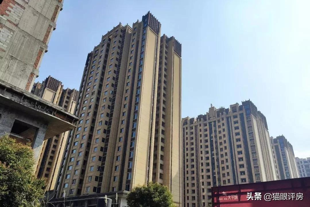 不容易！重庆著名“烂尾楼”终于要接房了