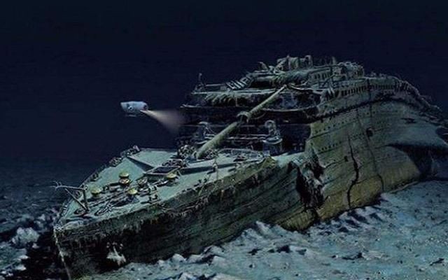 被死神拒之门外的7人：买了泰坦尼克号船票，他们为何没登船？