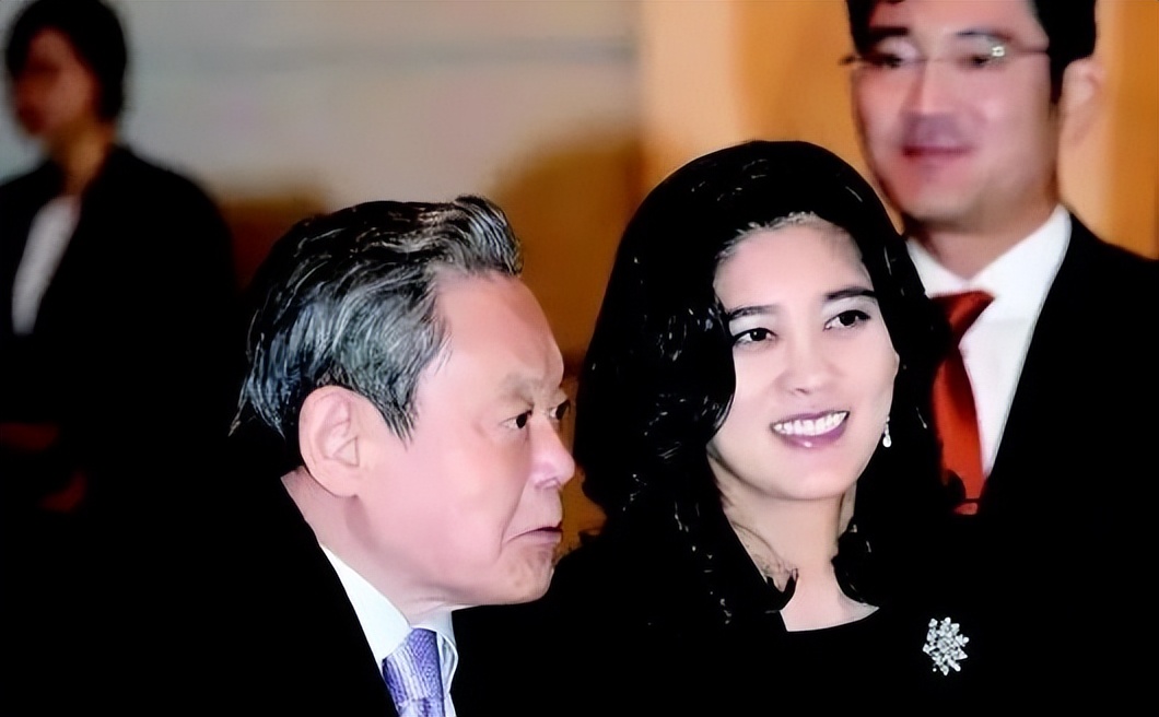 "三星公主"李富真,百亿身家下嫁保镖,三星集团未来掌门人?