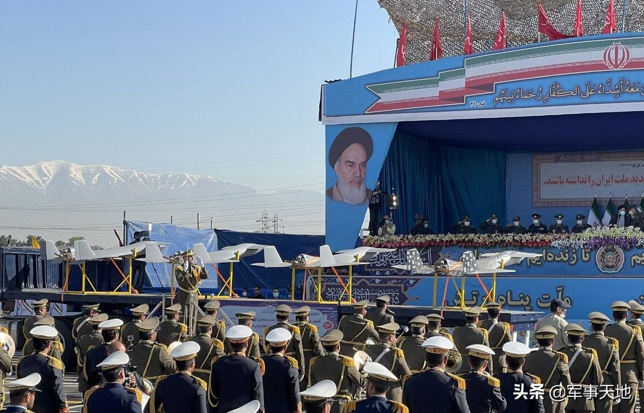 ����չʾ���һ������˻����ο��������������˻������γ���ϵ��