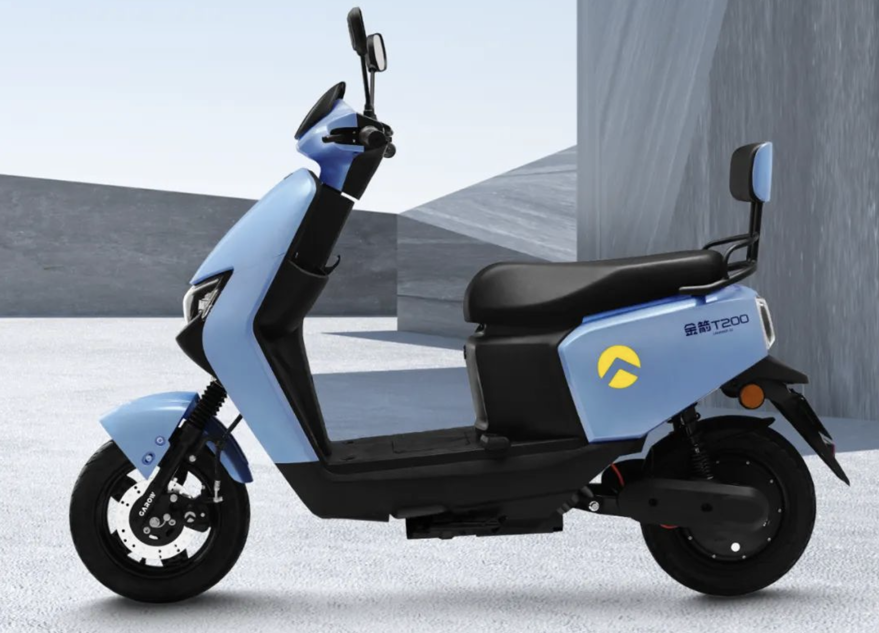 金箭推出新款电动车t200:超高颜值,续航达150公里,做工很用心