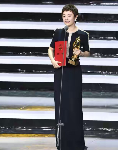 不傍大款、不传绯闻，个个冰清玉洁，这8位圈内女演员太难得了