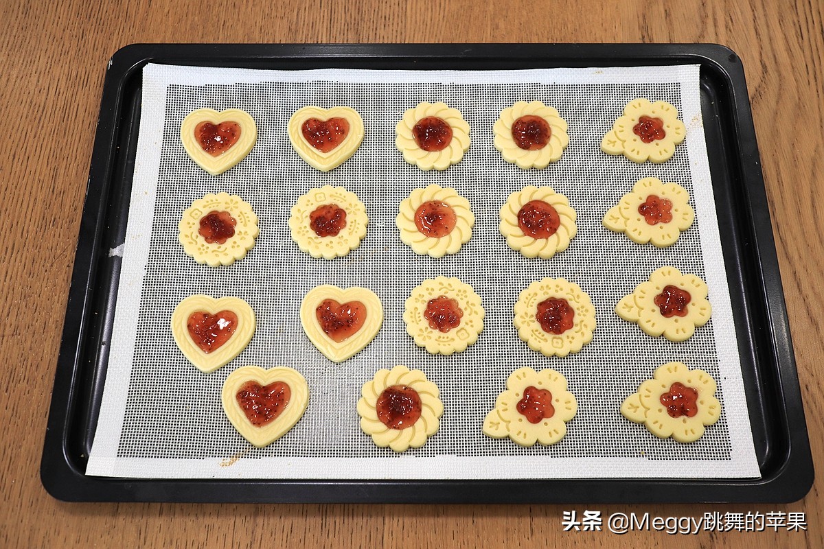 烤箱烤饼干,烤箱烤饼干最简单的家常做法