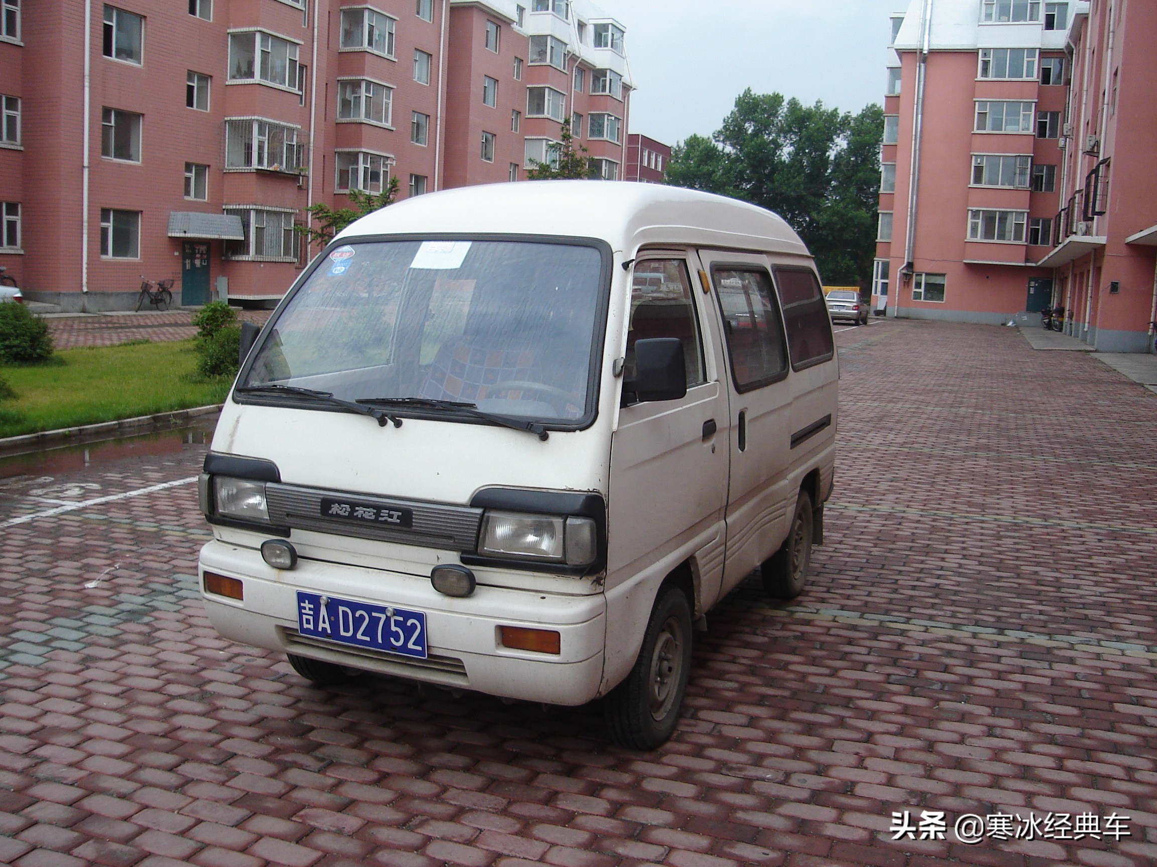 为何我们对老车念念不忘，探秘内心经典车文化的根源