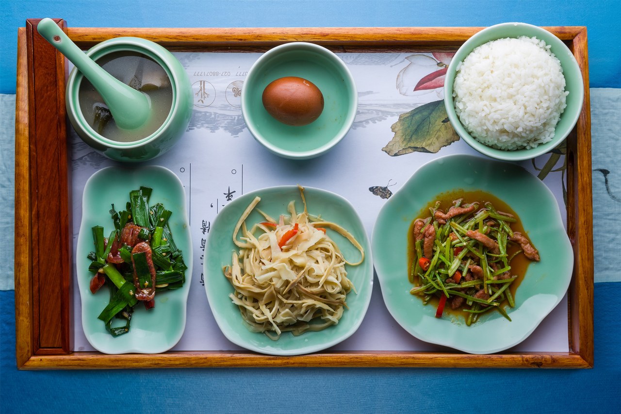 吃得越少，活得越久？一日三餐该怎么吃，钟南山的长寿菜单告诉你